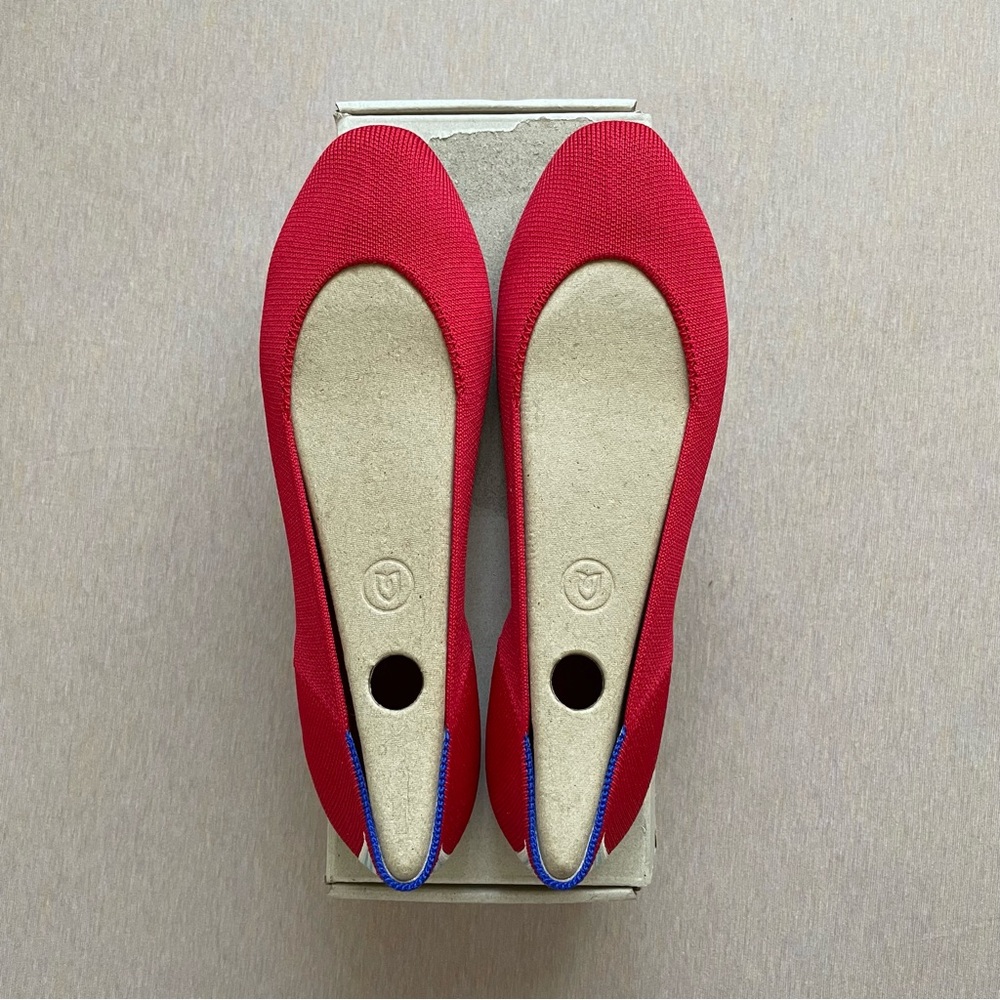 Rothys cardinal square
